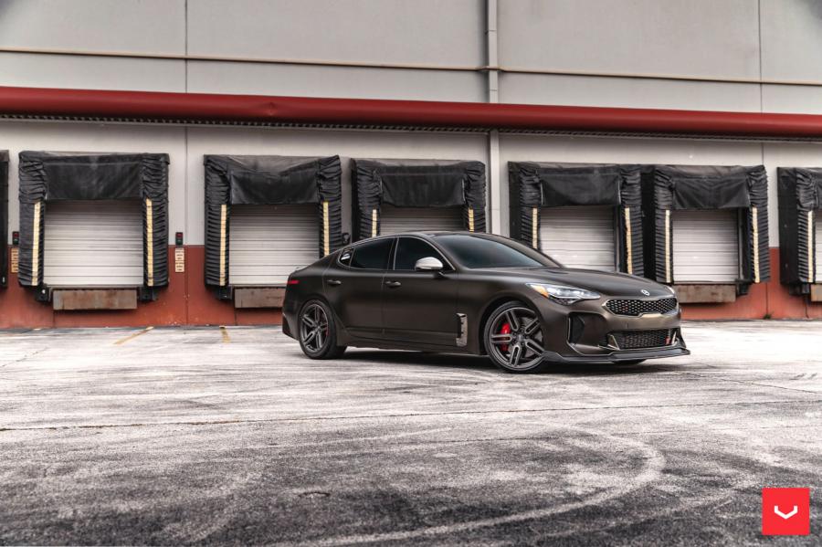  Kia Stinger GT on Vossen Wheels (HF-1) 2019 года  (фото 17 из 24)